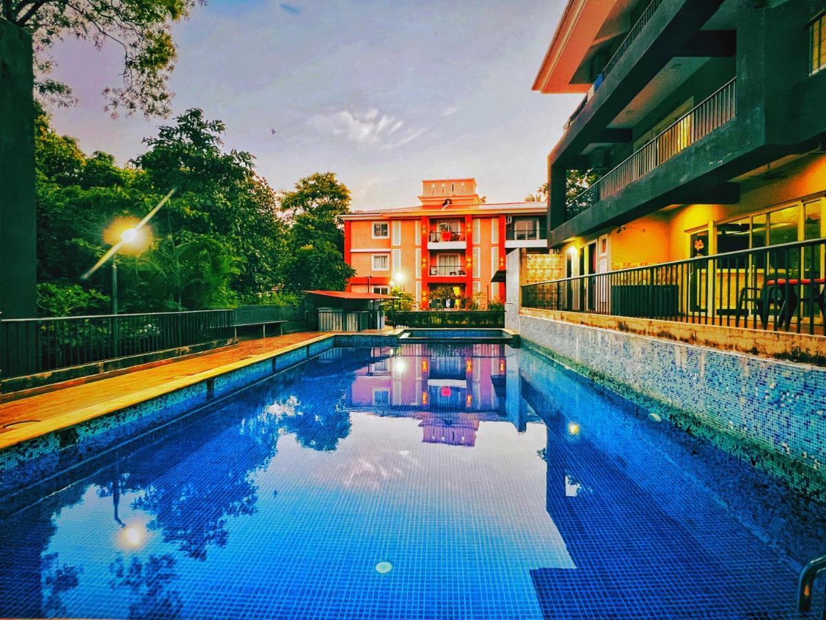 4Bhk Sparkling Apartment Near Beach Pool & Bar 2Bhkx2 Vagator Buitenkant foto