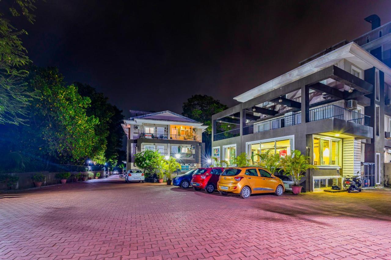 4Bhk Sparkling Apartment Near Beach Pool & Bar 2Bhkx2 Vagator Buitenkant foto
