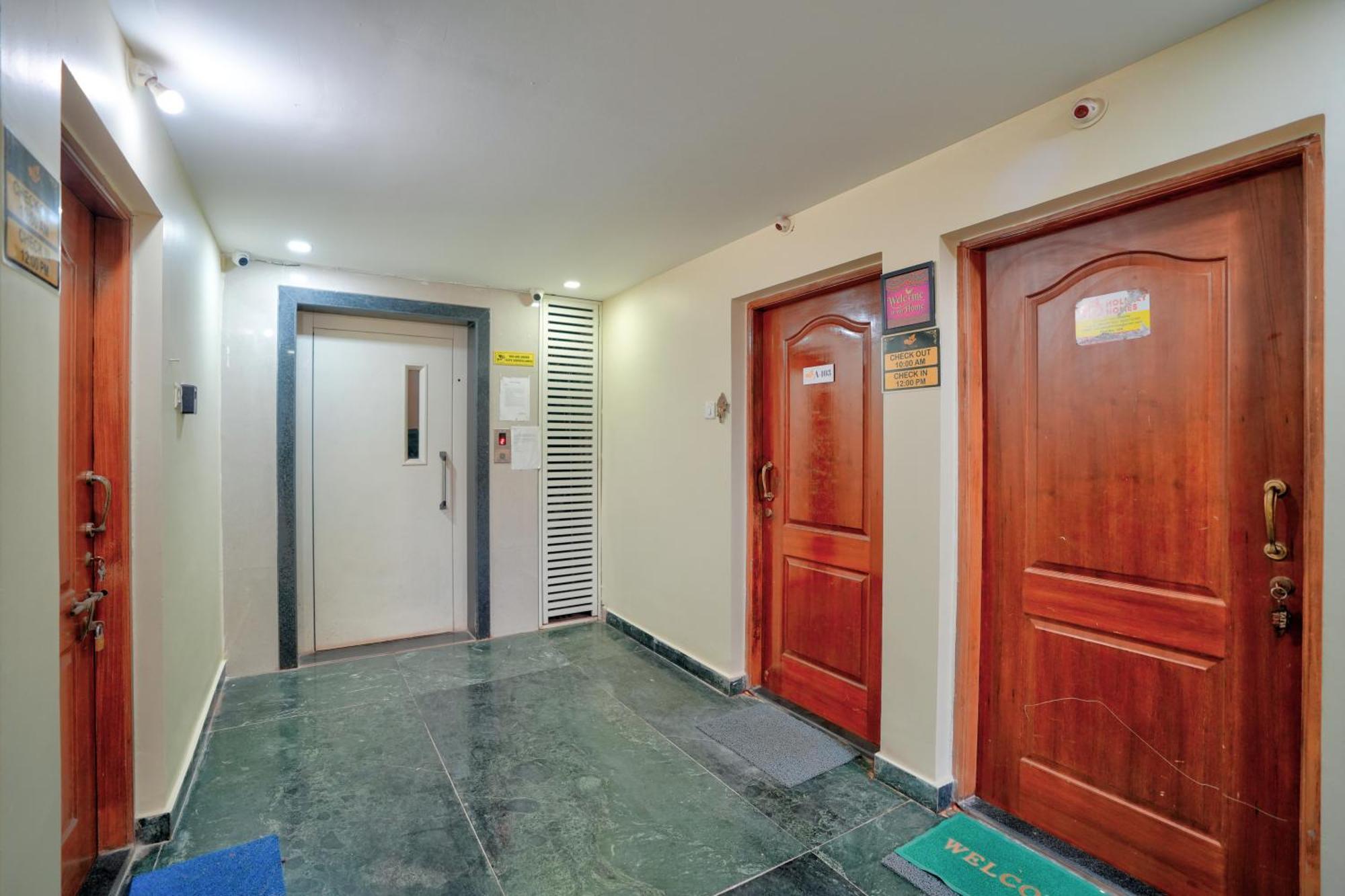 4Bhk Sparkling Apartment Near Beach Pool & Bar 2Bhkx2 Vagator Buitenkant foto