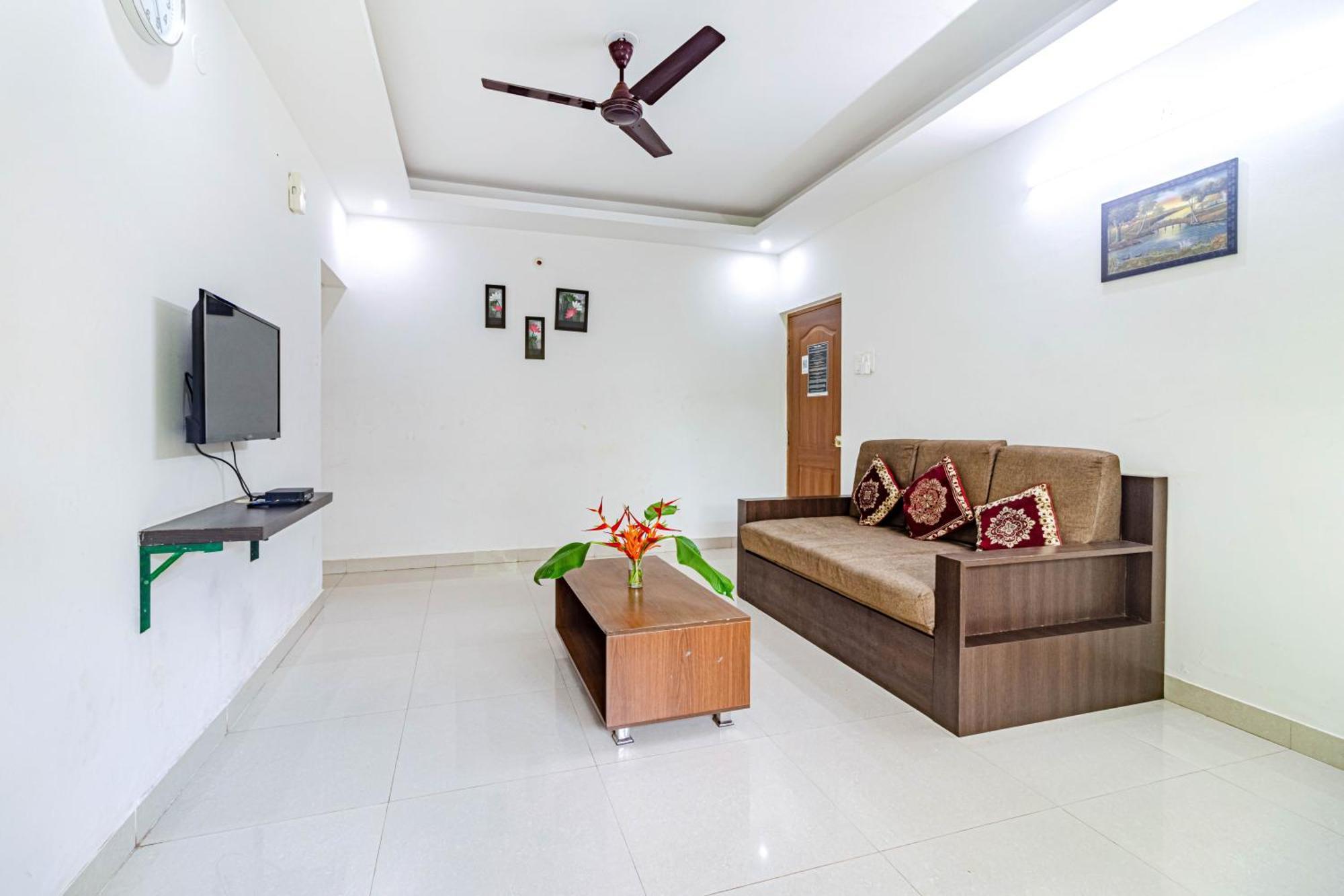 4Bhk Sparkling Apartment Near Beach Pool & Bar 2Bhkx2 Vagator Buitenkant foto