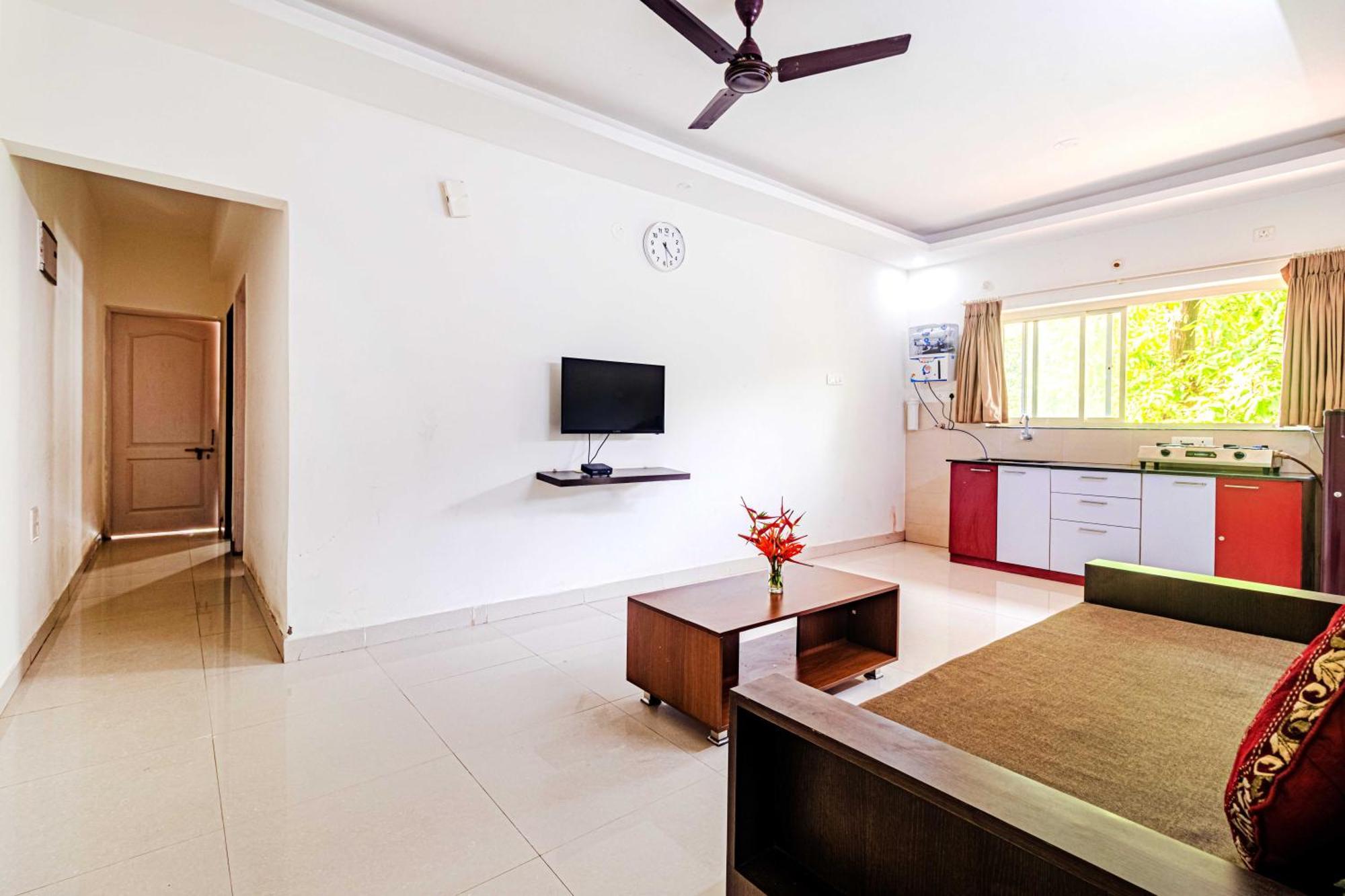 4Bhk Sparkling Apartment Near Beach Pool & Bar 2Bhkx2 Vagator Buitenkant foto