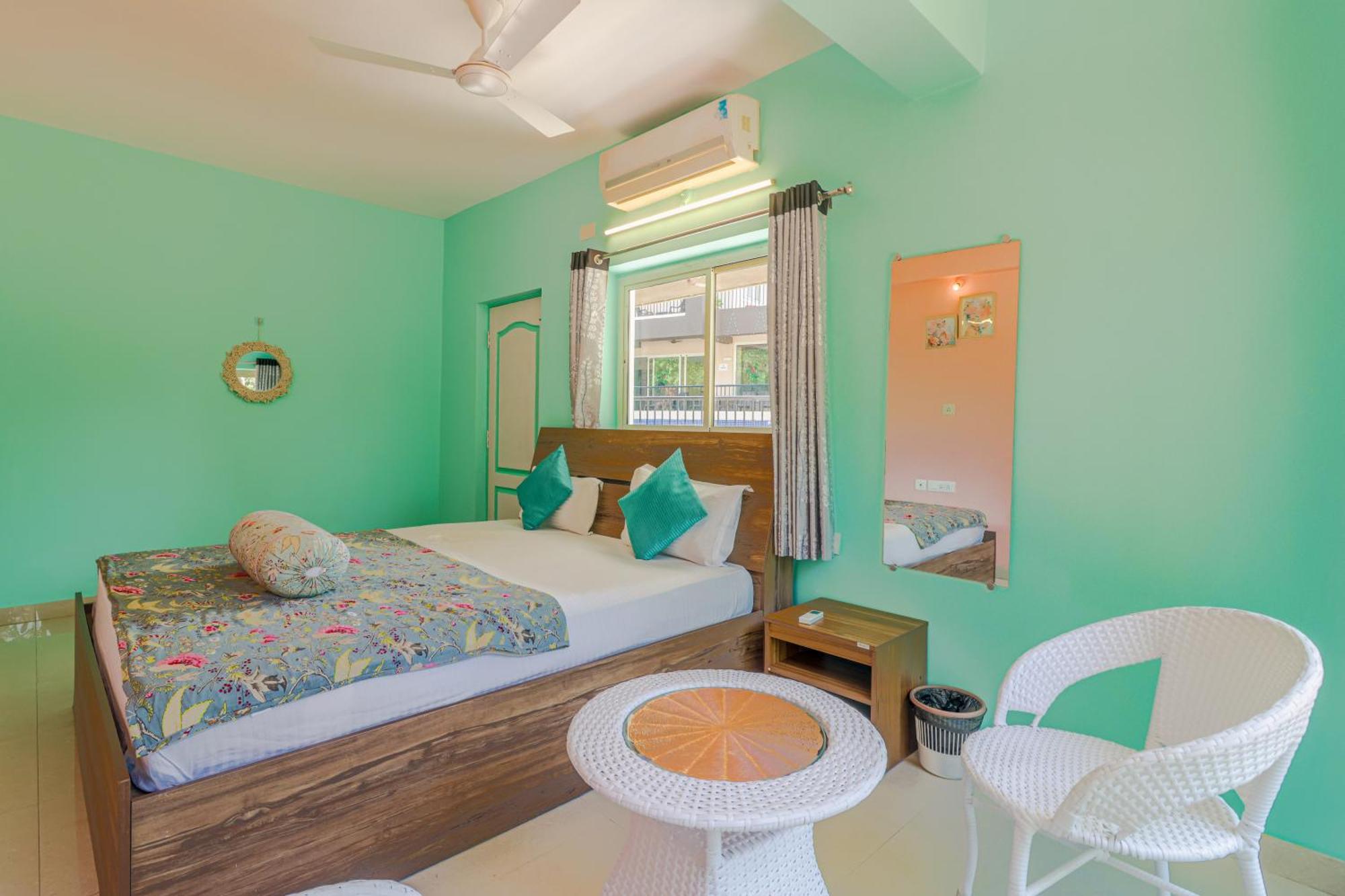 4Bhk Sparkling Apartment Near Beach Pool & Bar 2Bhkx2 Vagator Kamer foto
