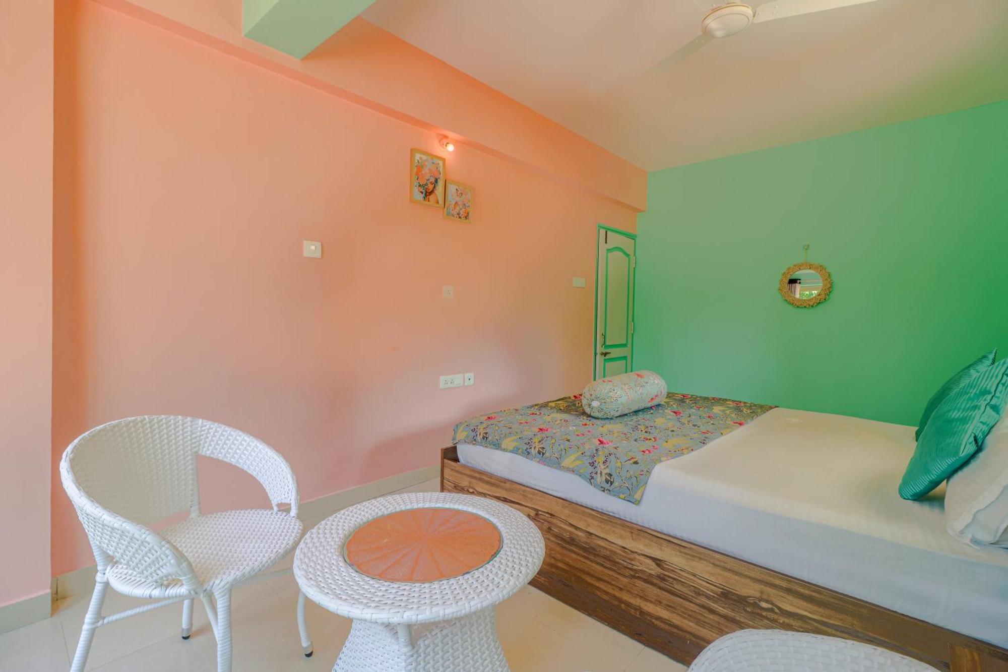 4Bhk Sparkling Apartment Near Beach Pool & Bar 2Bhkx2 Vagator Kamer foto