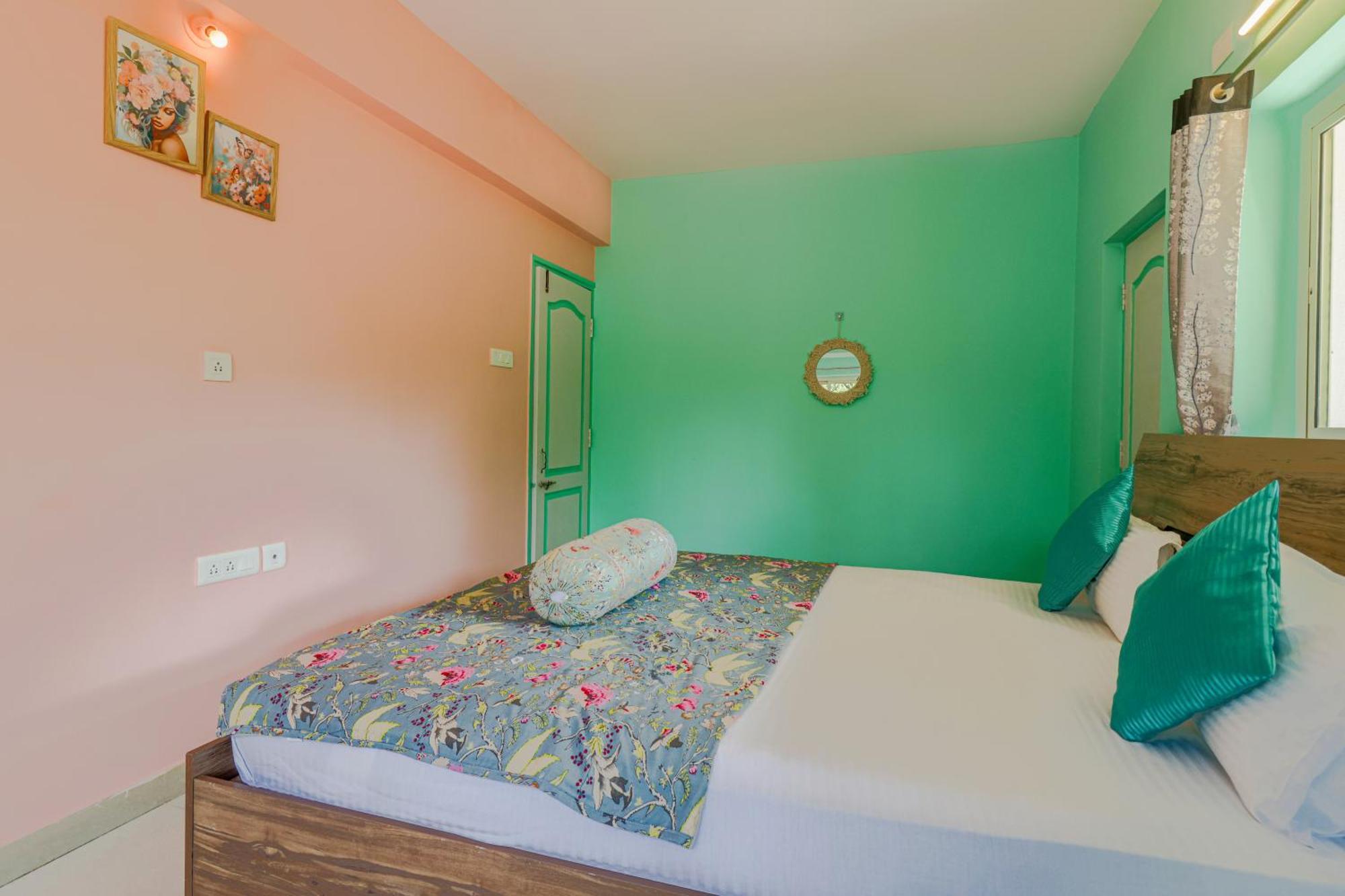 4Bhk Sparkling Apartment Near Beach Pool & Bar 2Bhkx2 Vagator Kamer foto
